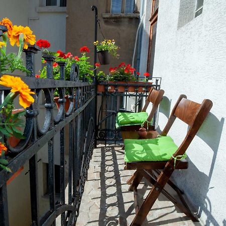 Time Traveling Apartment Sofia City Екстериор снимка