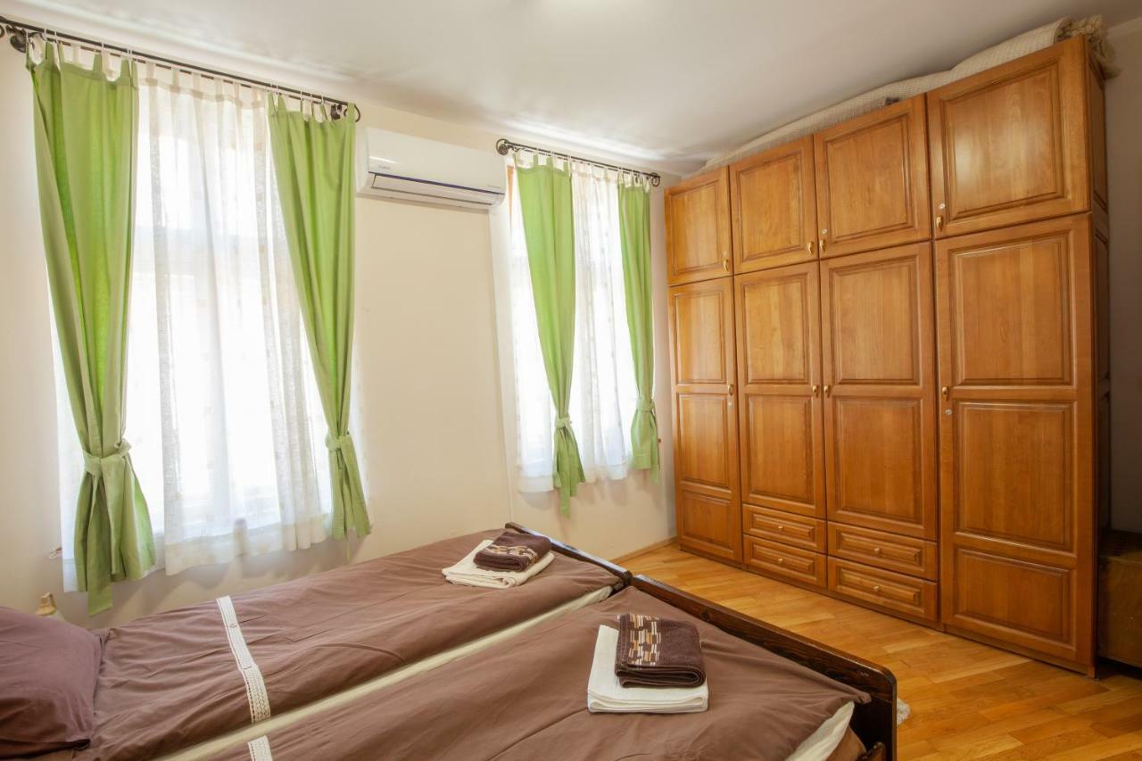 Time Traveling Apartment Sofia City Екстериор снимка