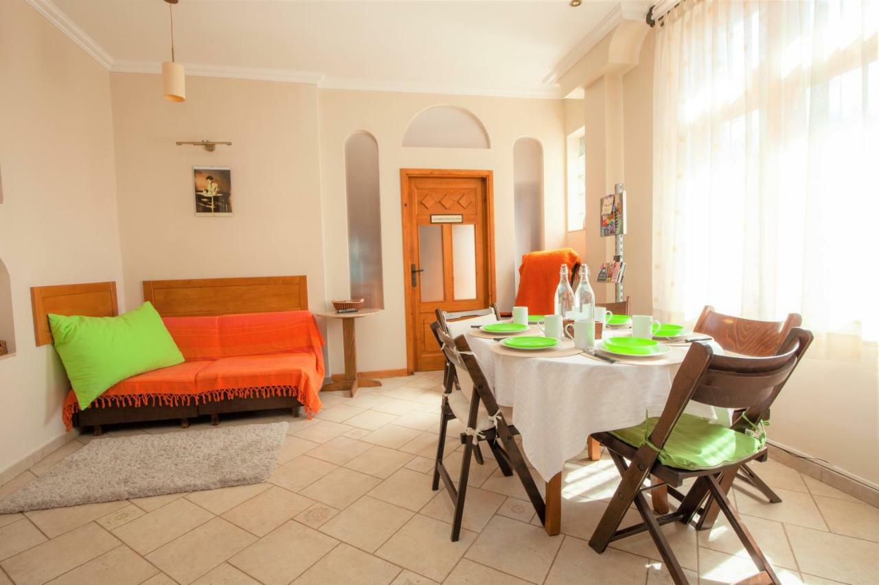 Time Traveling Apartment Sofia City Екстериор снимка