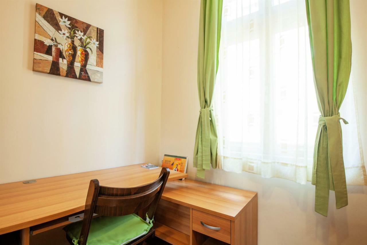 Time Traveling Apartment Sofia City Екстериор снимка